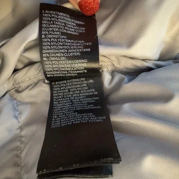 The North Face Women's Nuptse Down Jacket Gray Silver 700 Excellent Condition - Picture 8 of 9